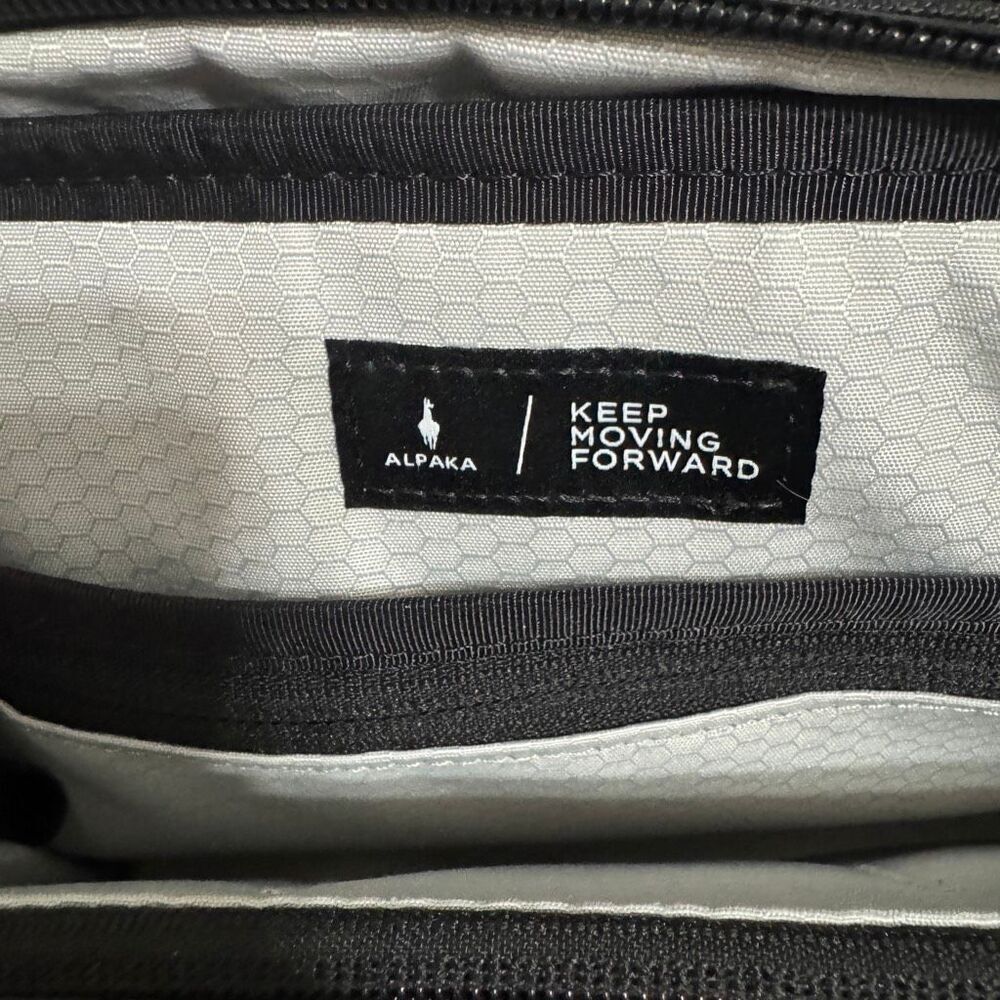Alpaka black sling bag with front pocket and fidlock buckle - Picture 7 of 8